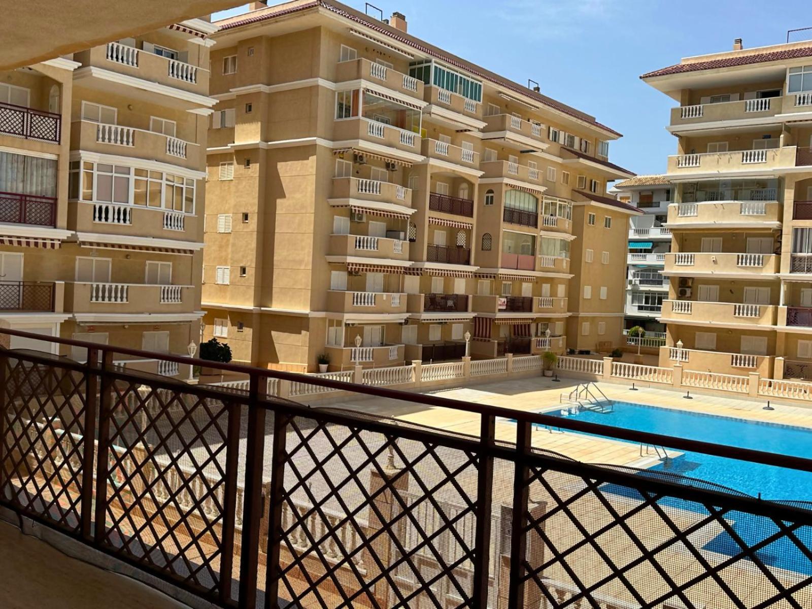 Cipres 4 Apartamento En Urbanizacion Con Piscina ตอร์เรเวียคา ภายนอก รูปภาพ