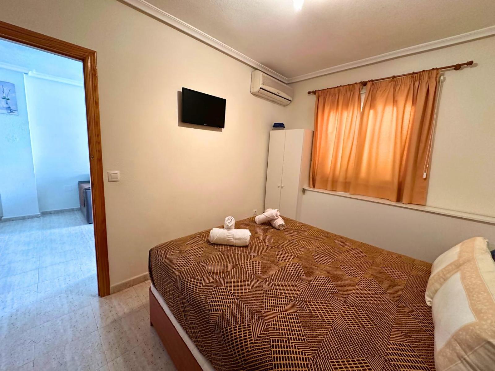 Cipres 4 Apartamento En Urbanizacion Con Piscina ตอร์เรเวียคา ภายนอก รูปภาพ